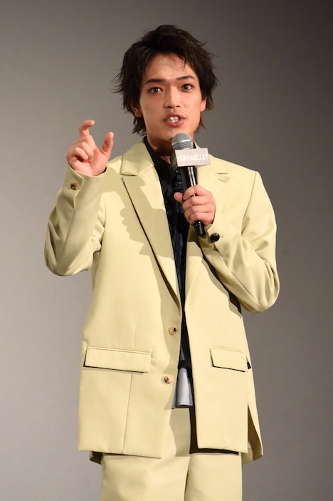 「耳をかっぽじ歩く」という新語を生み出した原嘉孝