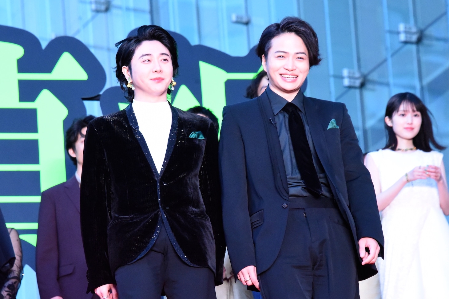左から大森元貴、菊池風磨
