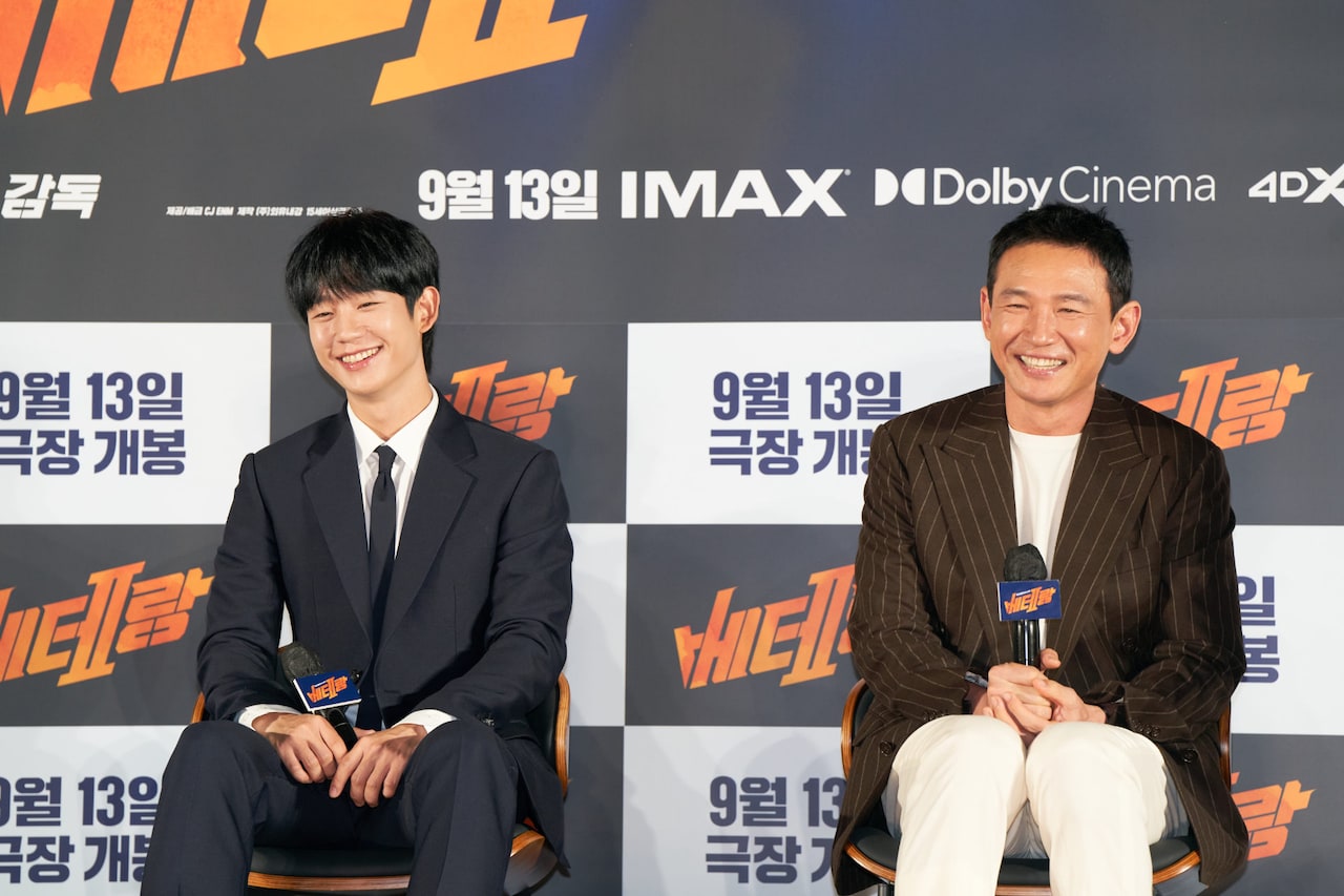 「ベテラン」ファン・ジョンミン、チョン・ヘインが“履歴書”作成、役を動物に例える