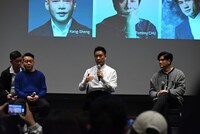 左からリー・カンション、チュー・パクホン、フィリップ・ン