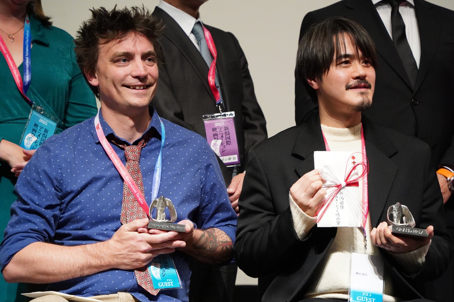 左からエリック・パワー、押山清高