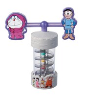 第1弾「のぼっておりて！ドラえもんのビーズタワー」