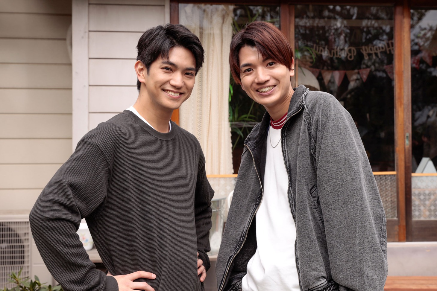 「ムサシノ輪舞曲」でドラマ初共演を果たした正門良規（左）、高地優吾（右）
