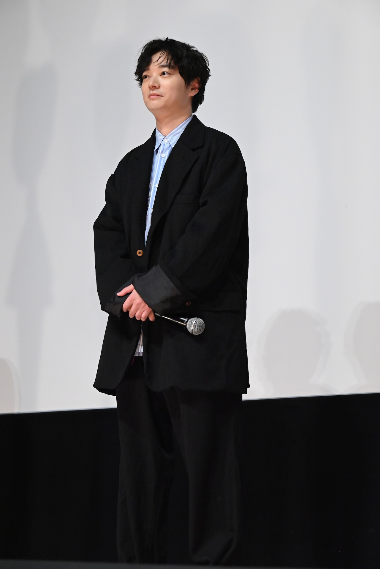 染谷将太 - 「BAUS」染谷将太は“兄”峯田和伸と似てる？亡き青山真治へ