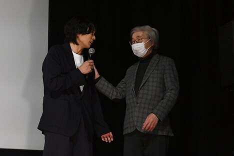 吉祥寺バウスシアターの元館主である本田拓夫（右）もイベントに姿を見せた