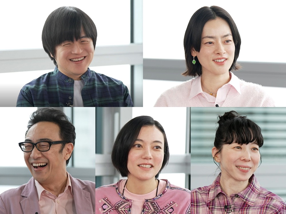 「ホットスポット」スペシャル座談会より、上段左からバカリズム、市川実日子。下段左から角田晃広、鈴木杏、平岩紙