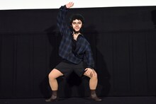 踊るキンタロー。