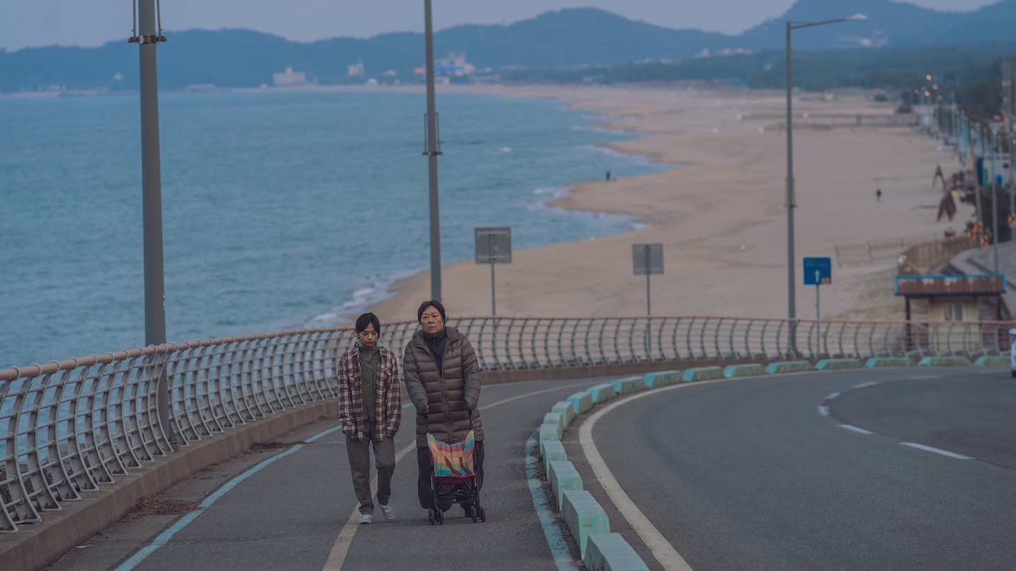 韓国映画「朝の海、カモメは」場面写真