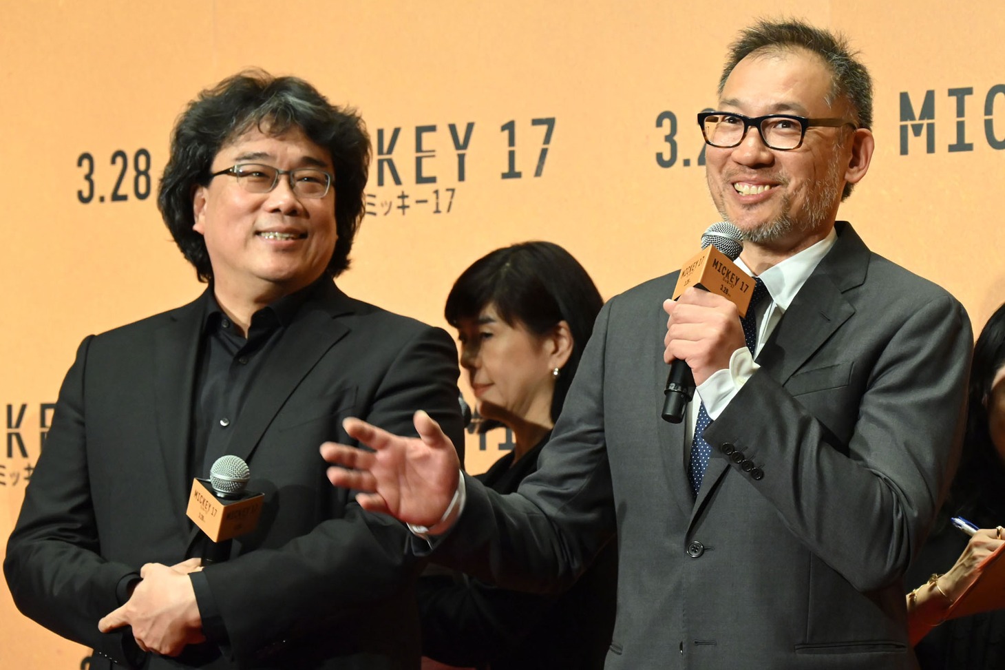 左からポン・ジュノ、チェ・ドゥホ