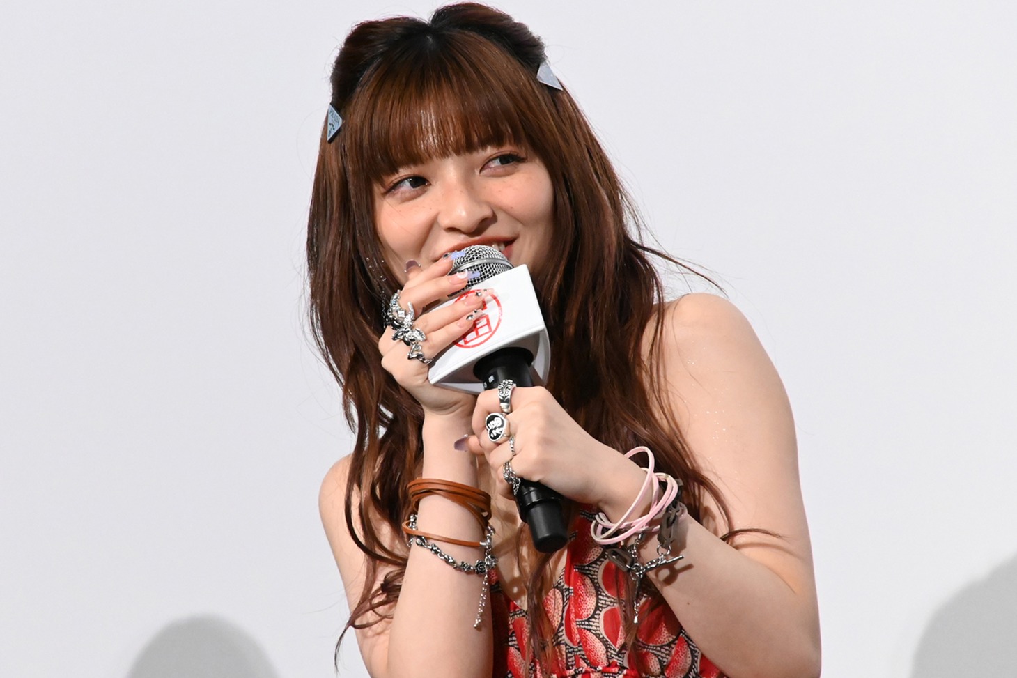 甲田まひる