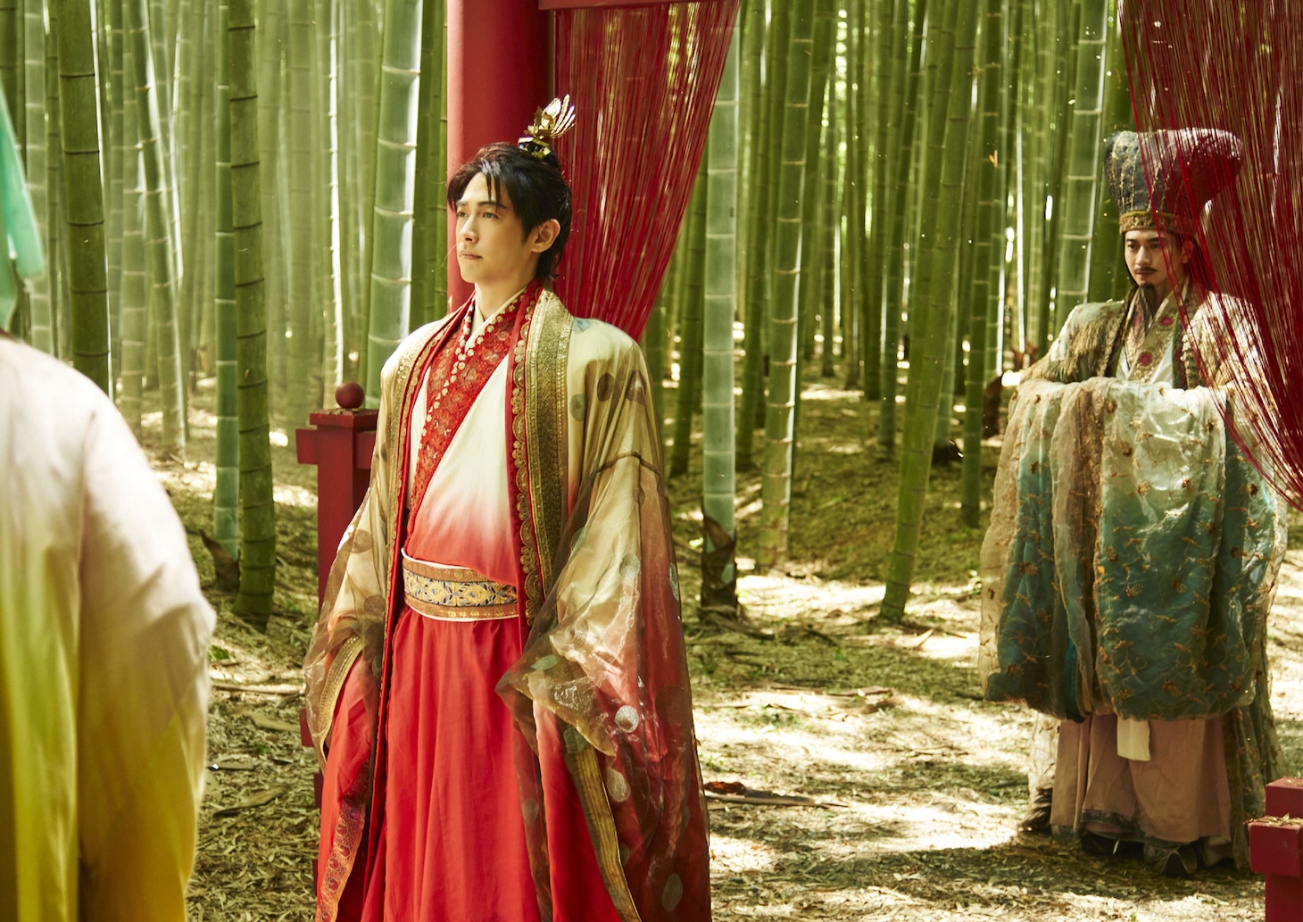「パリピ孔明 THE MOVIE」場面写真
