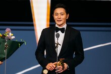 第18回アジア・フィルム・アワード授賞式でのチャン・ドンゴン