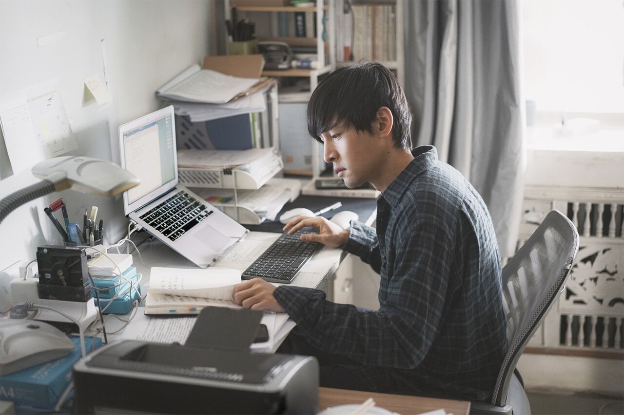 フー・ゴーが弔辞代筆の依頼人と誠実に向き合う「来し方 行く末」本編映像