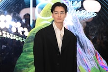 第18回アジア・フィルム・アワードのレッドカーペットに登場した岡田将生