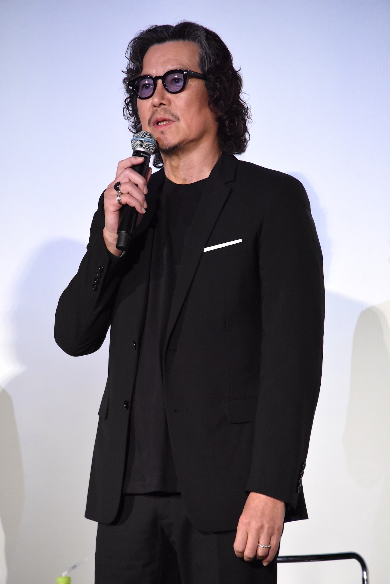 豊川悦司