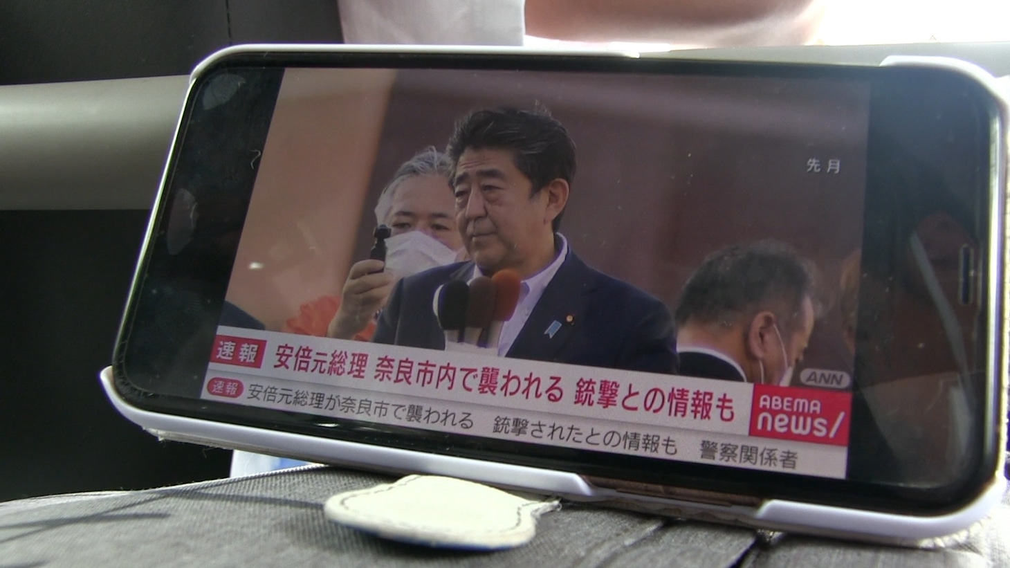 「選挙と鬱」場面写真