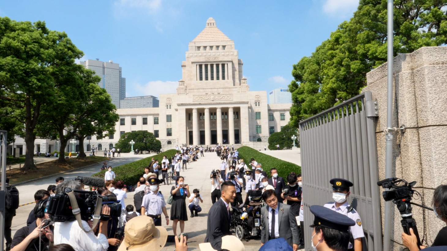 「選挙と鬱」場面写真