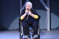 「秘密戦隊ゴレンジャー」シークレットプレミアムイベントより、キレンジャー / 熊野大五郎役のだるま二郎