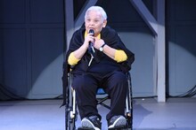 「秘密戦隊ゴレンジャー」シークレットプレミアムイベントより、キレンジャー / 熊野大五郎役のだるま二郎