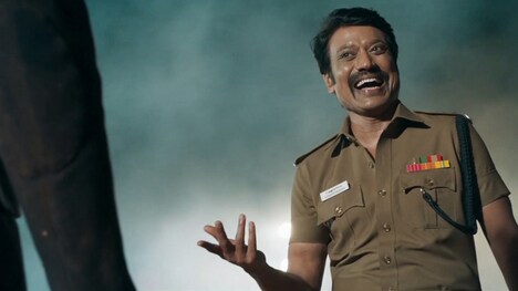 「政党大会 陰謀のタイムループ」場面写真