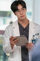 Netflixシリーズ「トラウマコード」独占配信中