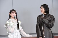 左から吉本実憂、松井愛莉