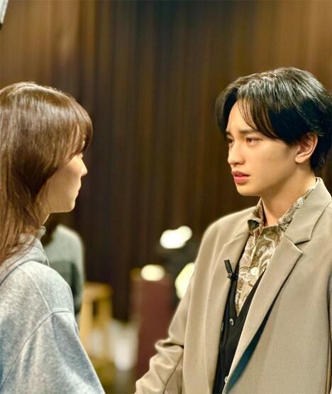 「中島健人 映画の旅人」第7回より。中島健人が国立台北芸術大学で参加した演技ワークショップの様子