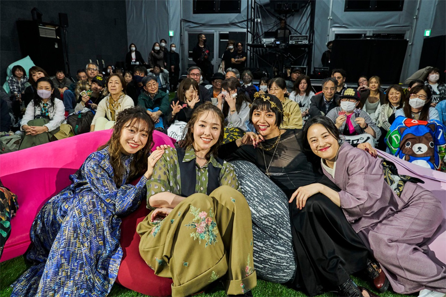 「Page30」初日舞台挨拶の様子。手前左から広山詞葉、唐田えりか、MAAKIII、林田麻里