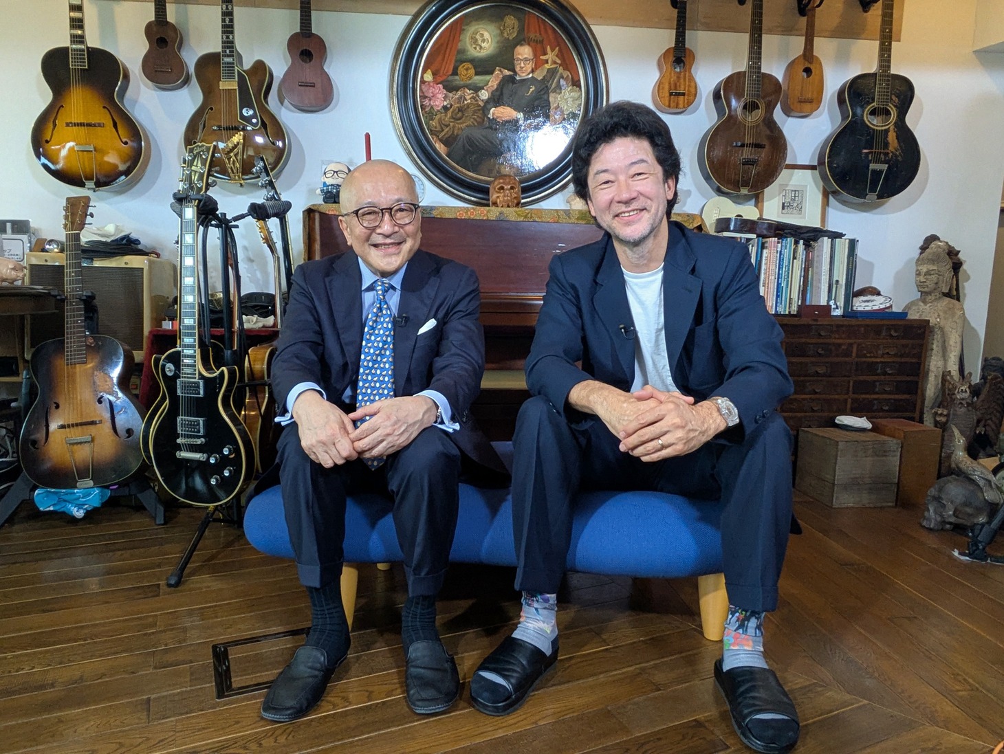 「スイッチインタビュー」より、左から山田五郎、浅野忠信