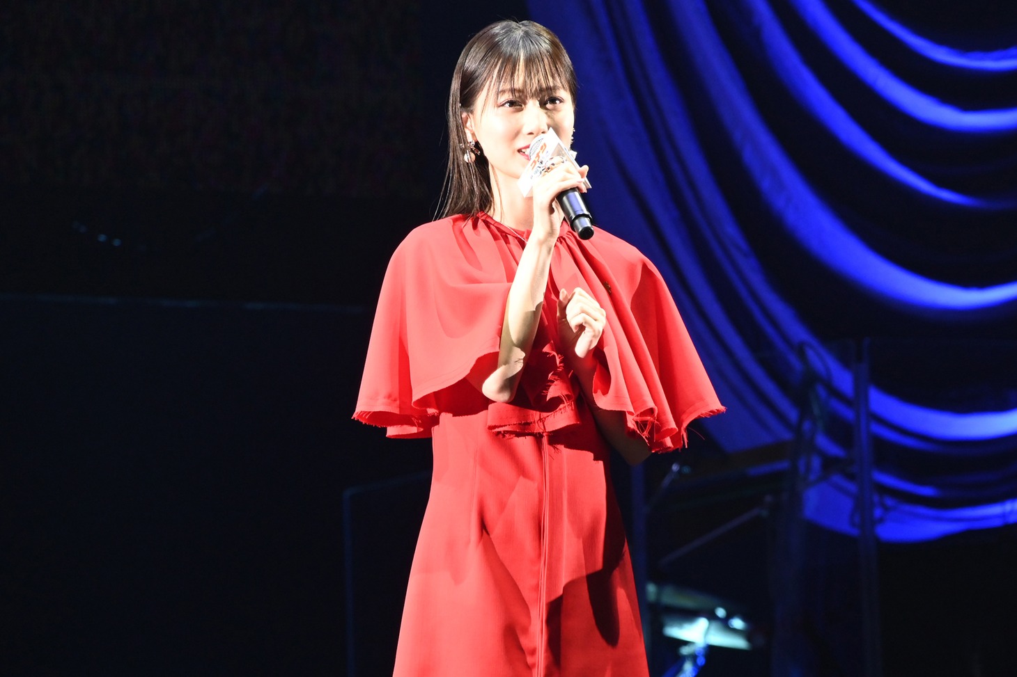 山下美月