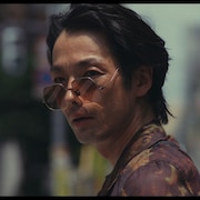 入江悠×森山未來の裏社会ドラマ「飛鳥クリニックは今日も雨」Leminoで配信、予告編も公開