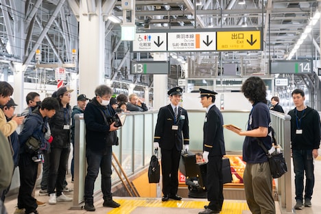 Netflix映画「新幹線大爆破」メイキング写真