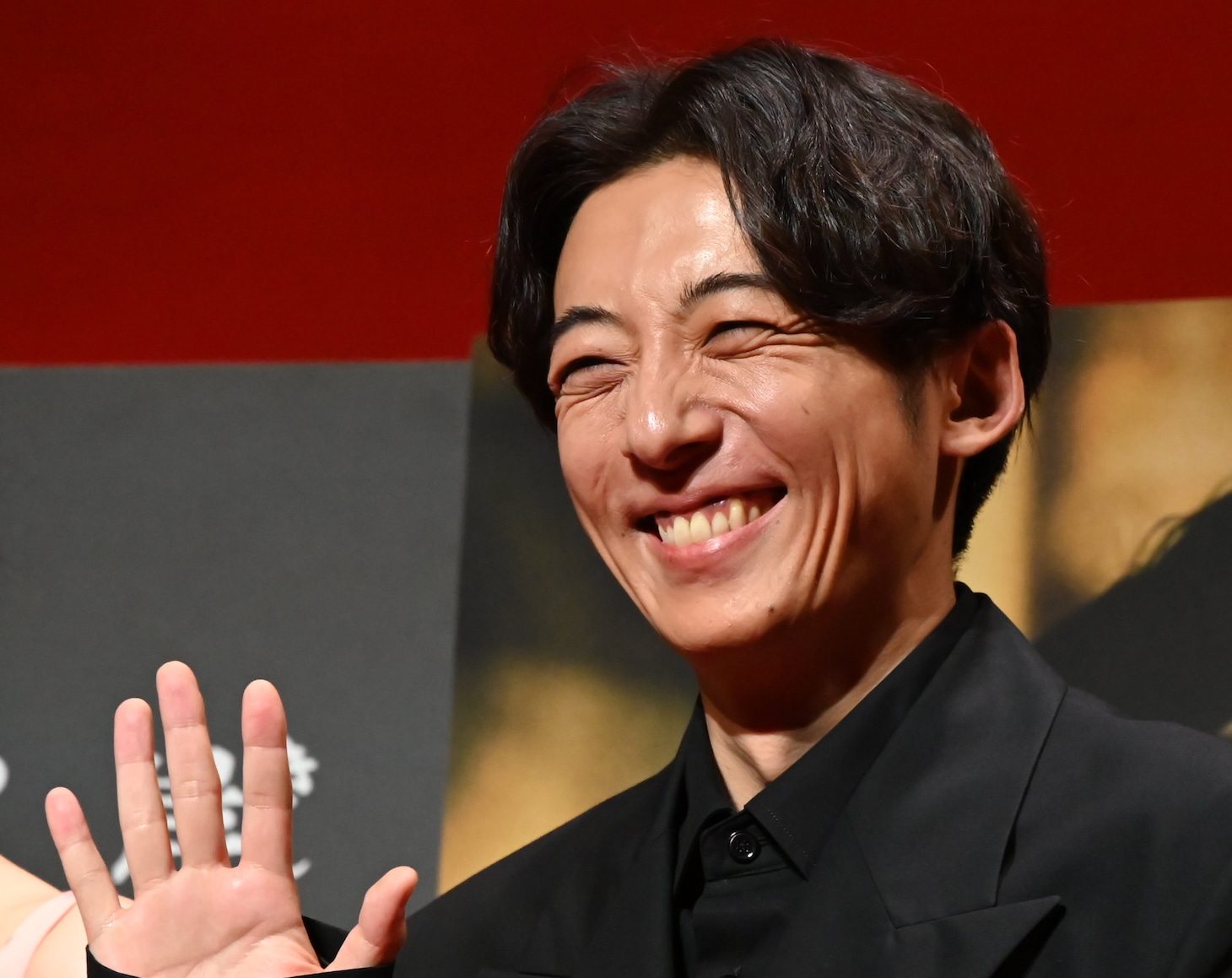 高橋一生
