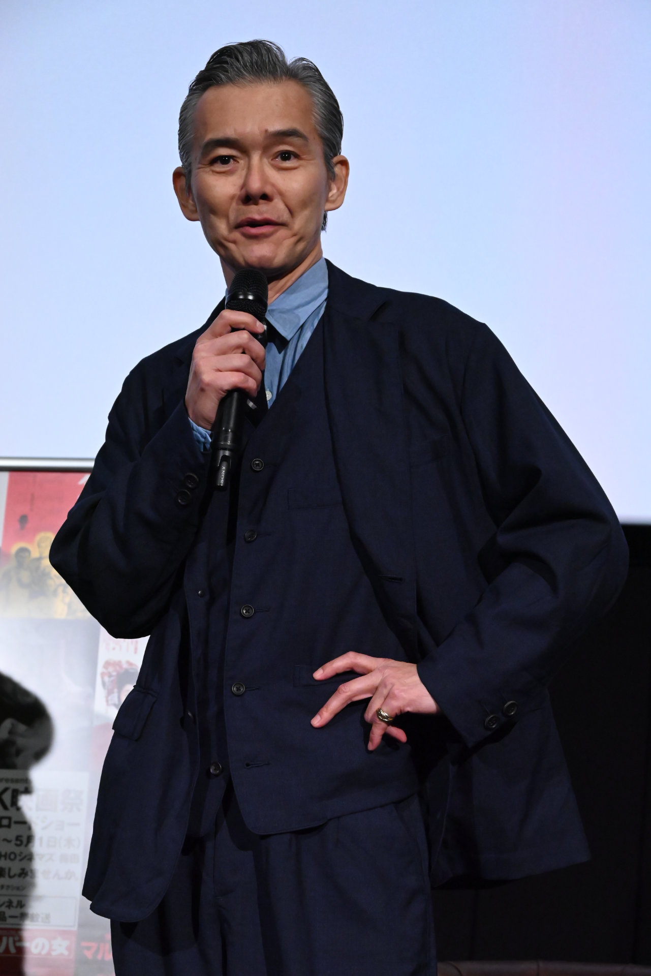 渡部篤郎