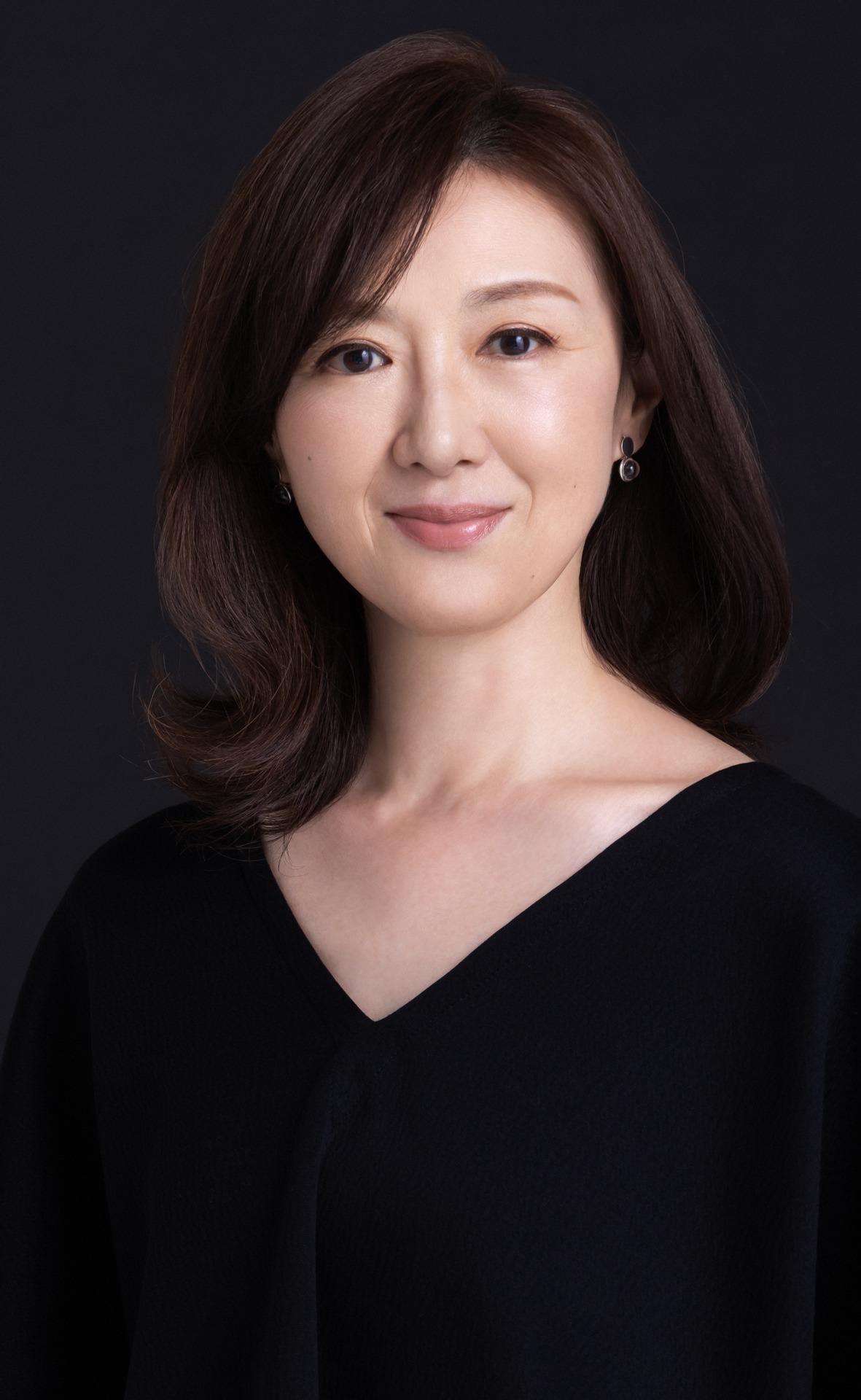 赤間麻里子