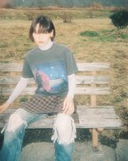 映画「アット・ザ・ベンチ」オフィシャルグッズ使用イメージ