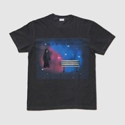 グラフィックTシャツ（税込7700円・M / L / XL）