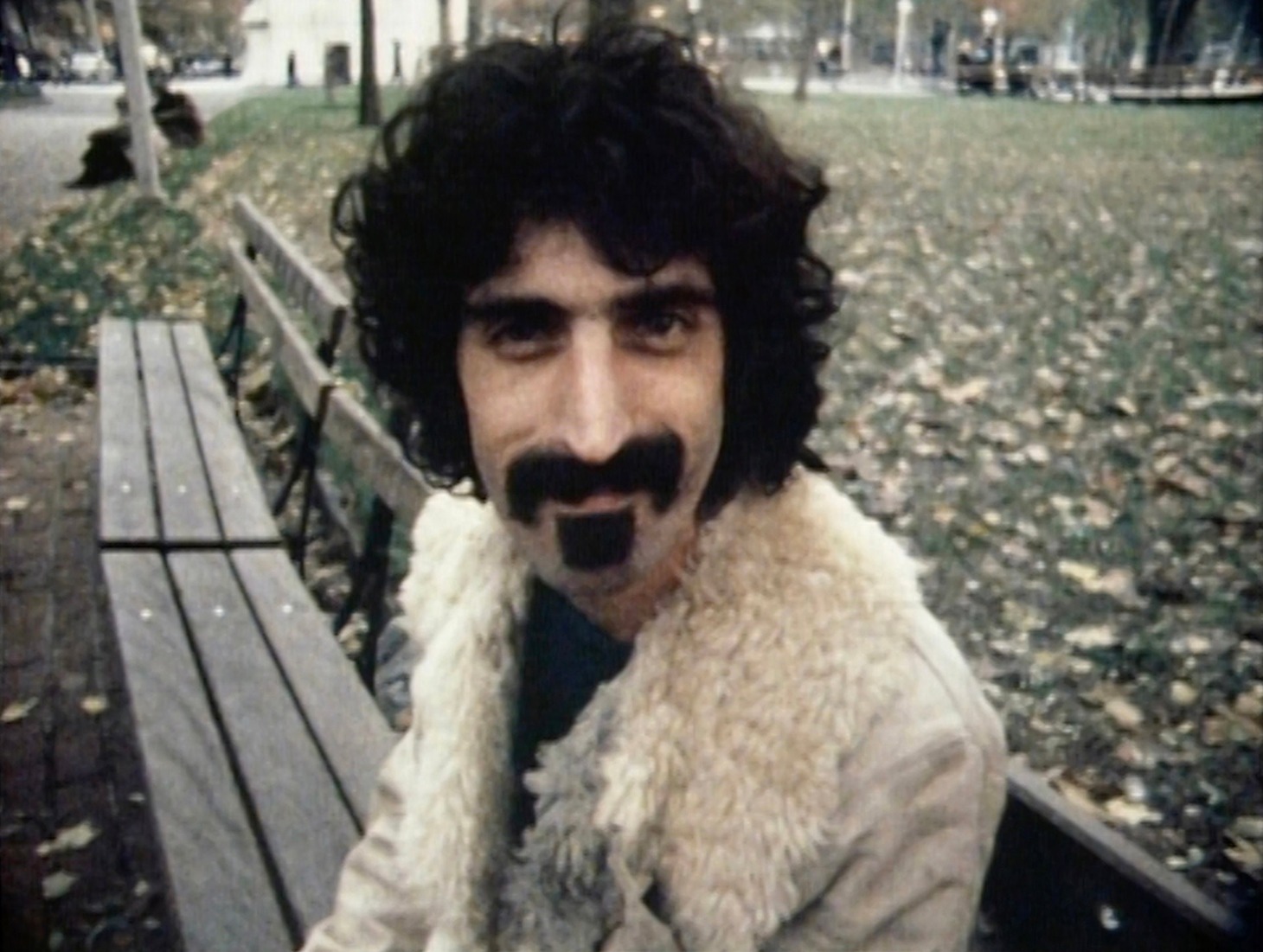 「ZAPPA」場面写真 © 2020 Roxbourne Media Limited, All Rights Reserved.