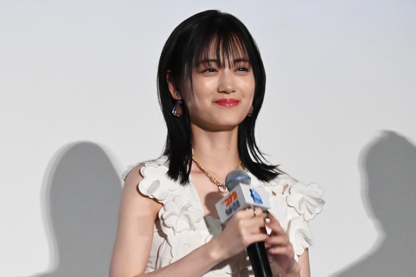 山下美月