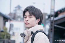 映画「80年後のあなたへ」より、岩崎碧演じる戸村隆彦