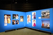 「中山美穂 お別れの会」の写真展示