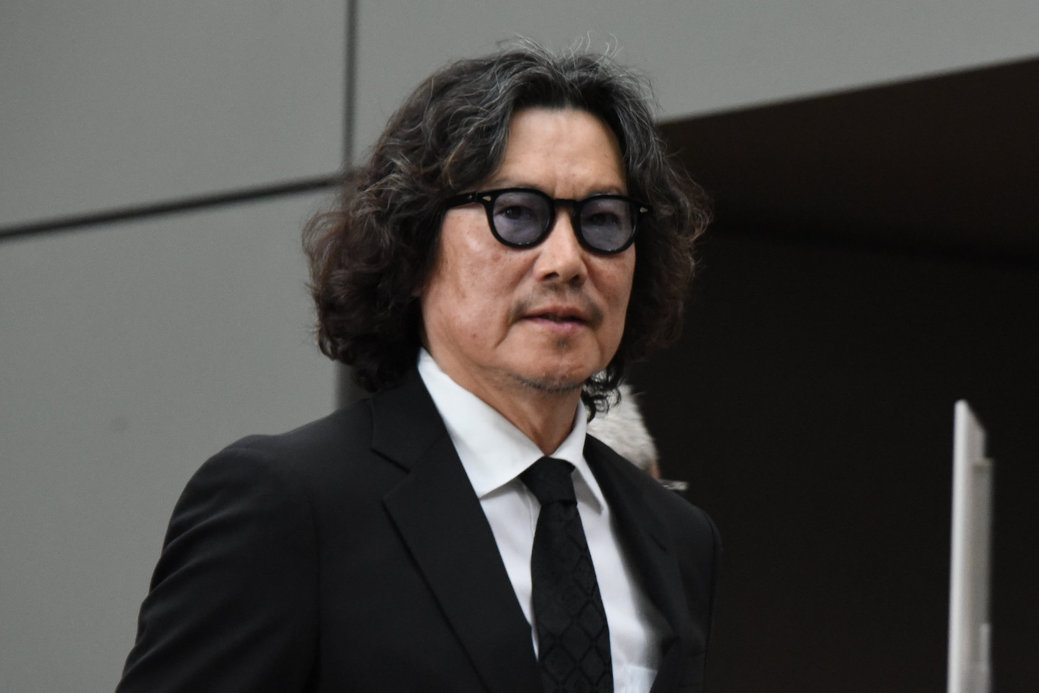 豊川悦司