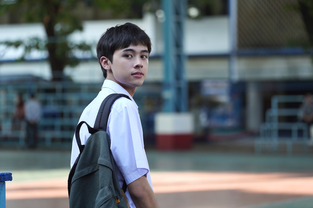 「親友かよ」より、アンソニー・ブイサレート演じるペー ©2023 GDH 559 AND HOUSETON CO., LTD. ALL RIGHTS RESERVED