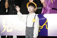 イベントの最後にはムービーカメラに向けて手を振ったツトムくん