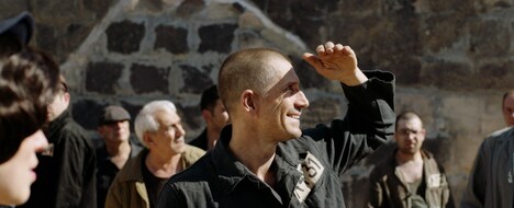 「アメリカッチ コウノトリと幸せな食卓」場面写真