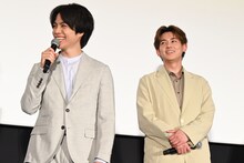 左から重岡大毅、小瀧望