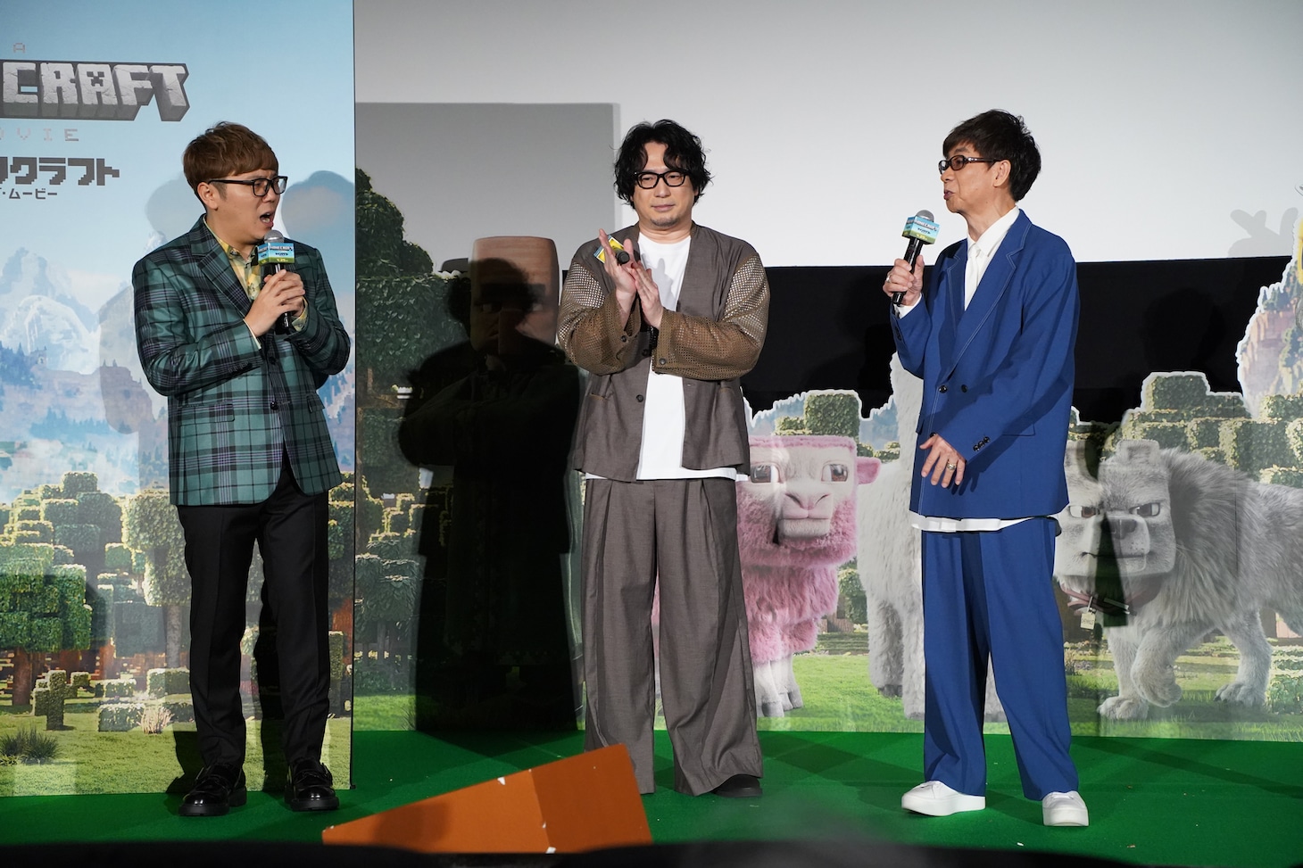 左からHIKAKIN、安元洋貴、山寺宏一