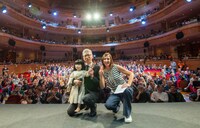 「ドールハウス」フォトセッションの様子