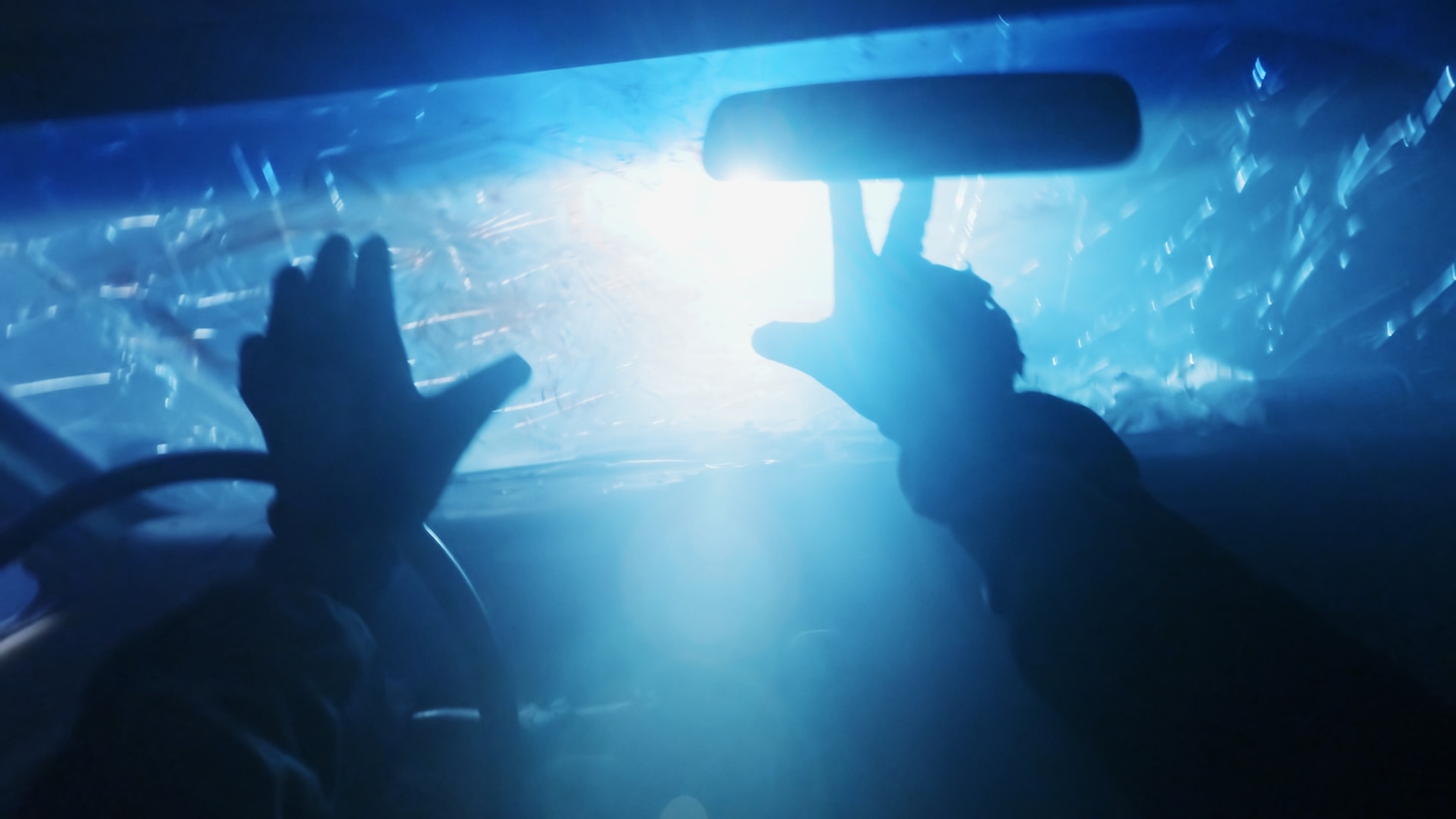 「V/H/S ビヨンド」場面写真