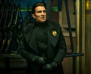 「ボーイ・キルズ・ワールド：爆拳壊界流転掌列伝」場面写真